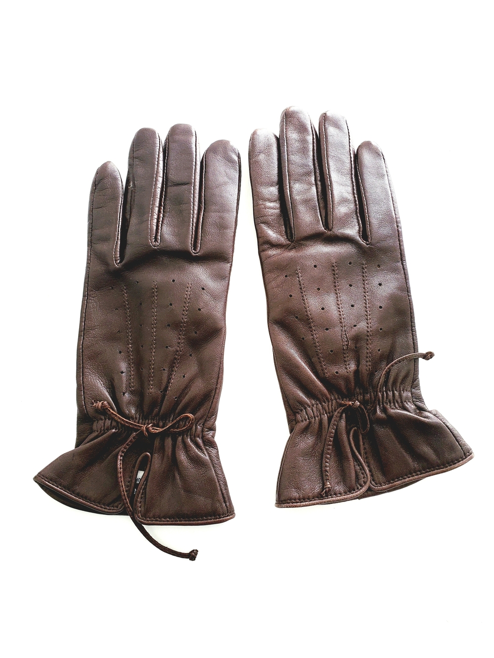 Danier Brown Leather Women's Driving Gloves with Drawstring Detail